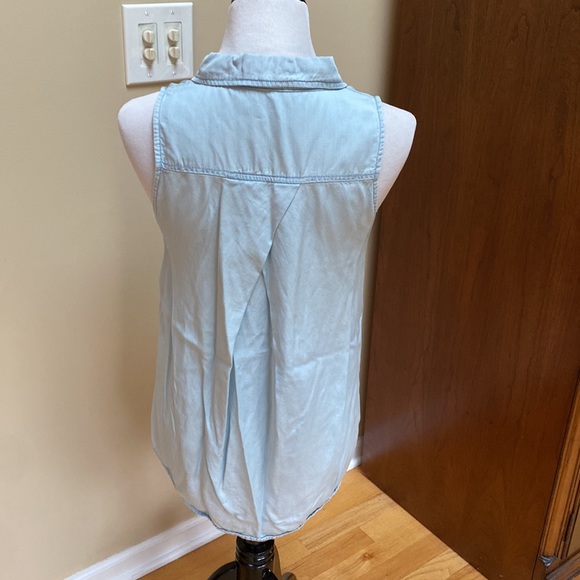 Rag Poet | denim sleeveless blouse, light blue, Sz M - Picture 3 of 6